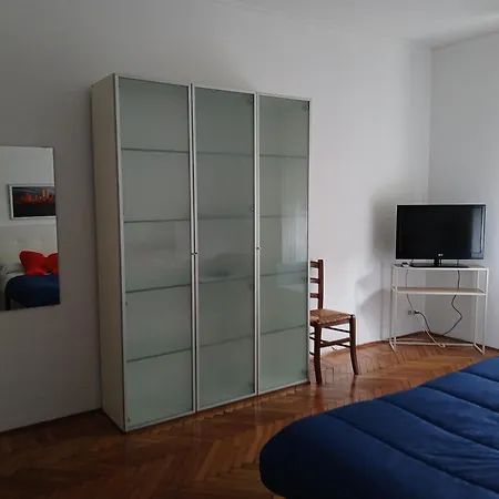 Carmela's Sweet Appartement